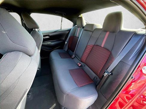 Used 2025 Toyota Corolla SE image 25