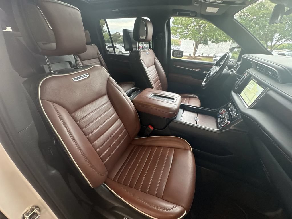 Certified 2023 GMC Yukon XL Denali Ultimate AWD/4WD image 29