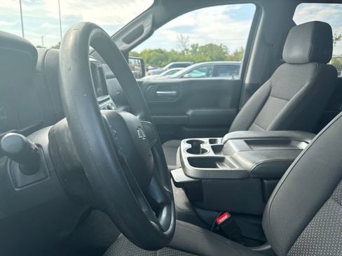 Used 2020 Chevrolet Silverado 1500 Custom Trail Boss w/ Custom Convenience Package AWD/4WD image 32