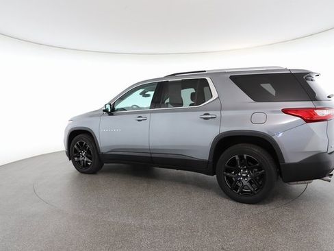Used 2018 Chevrolet Traverse LT image 9