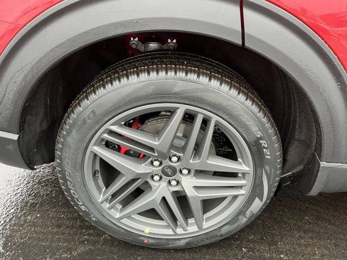 New 2026 Ford Explorer ST image 4