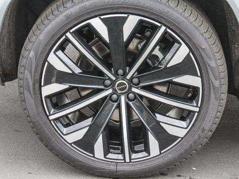 New 2026 Volvo XC90 T8 Ultra w/ Protection Package Premier AWD/4WD image 11