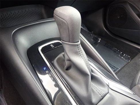 Used 2025 Toyota Corolla LE image 14