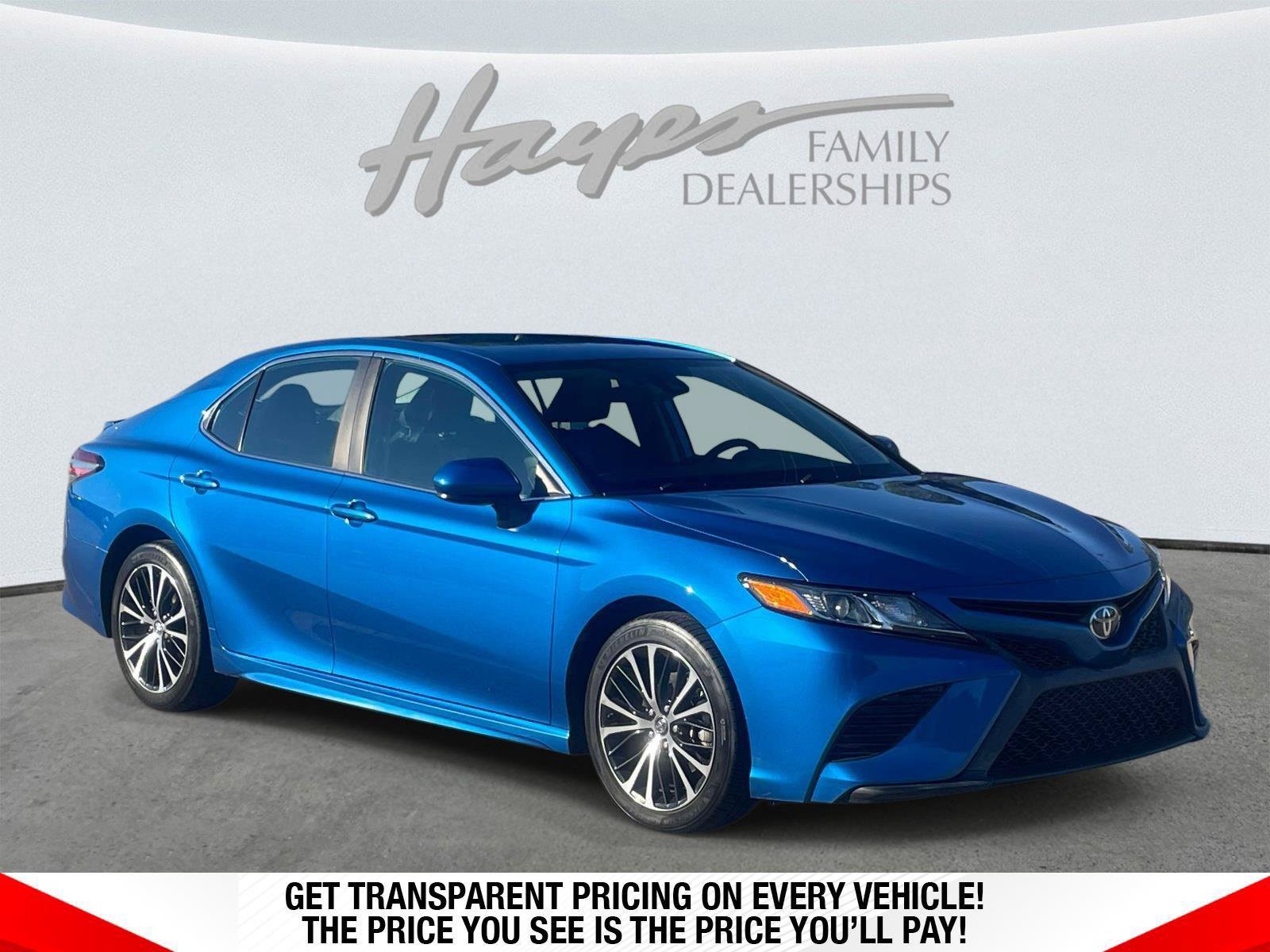 Used 2019 Toyota Camry SE FWD image 1
