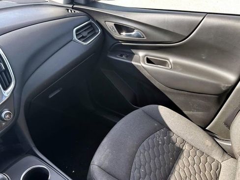 Used 2019 Chevrolet Equinox LT image 27