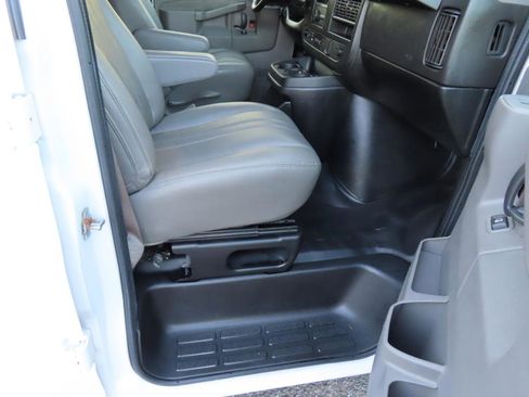 Used 2020 Chevrolet Express 2500 Extended w/ Driver Convenience Package image 18