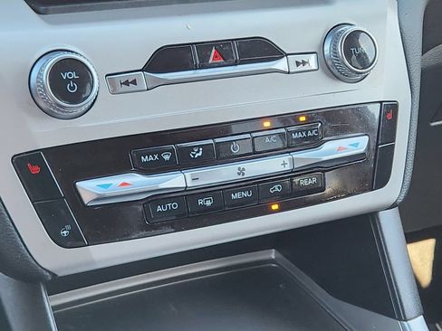 Certified 2023 Ford Explorer XLT w/ Equipment Group 202A AWD/4WD image 27