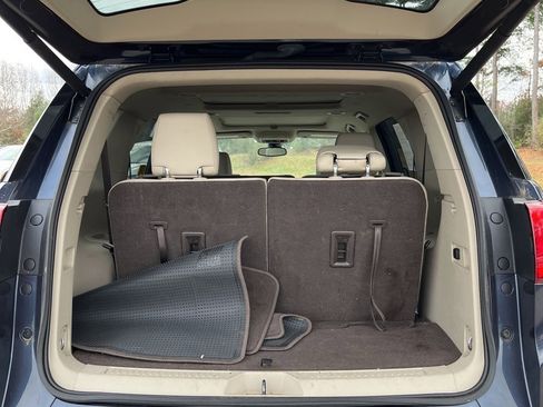 Used 2018 GMC Acadia Denali image 9