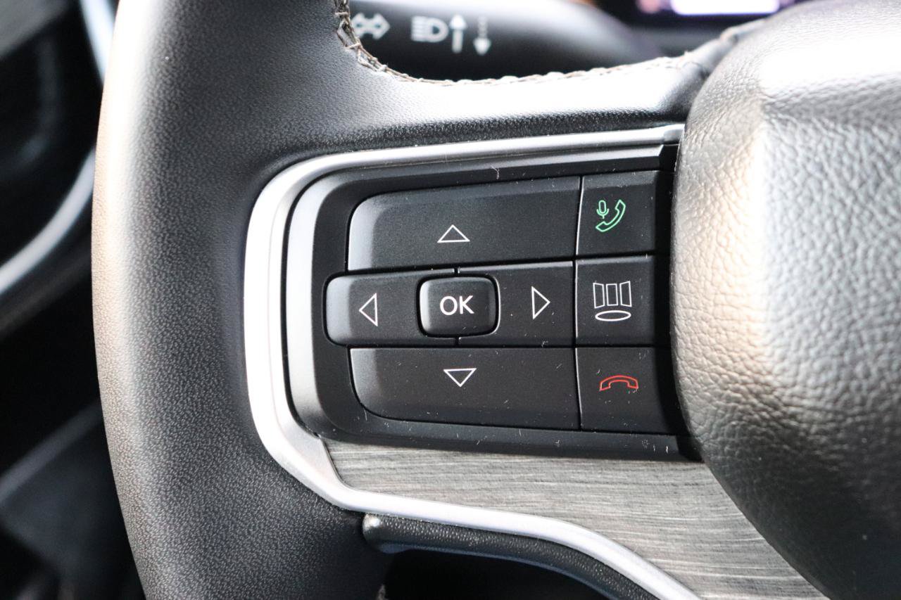 Used 2024 Jeep Wagoneer Series II AWD/4WD image 36