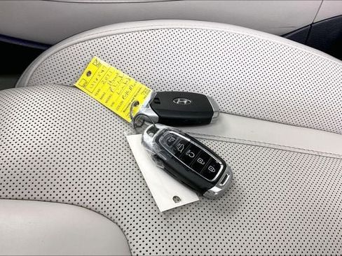 Used 2021 Hyundai Palisade Limited FWD image 14
