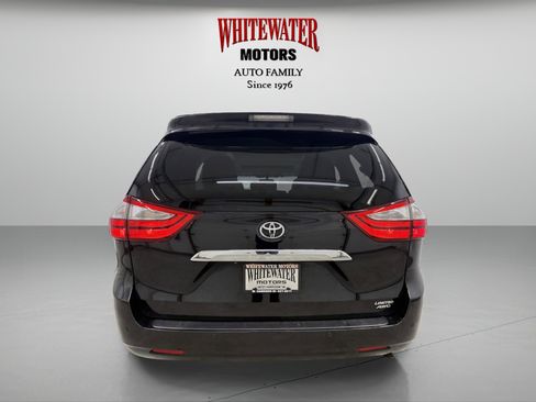 Used 2015 Toyota Sienna Limited image 3