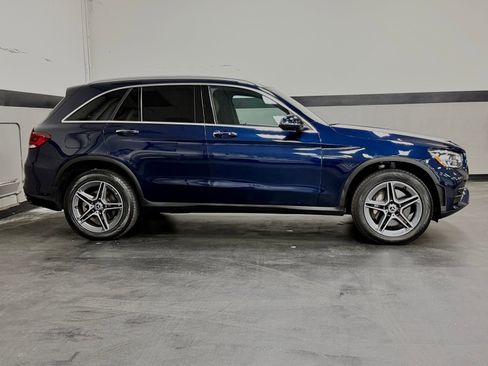 Used 2022 Mercedes-Benz GLC 300 image 5