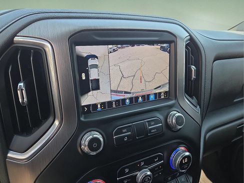 Certified 2023 GMC Sierra 2500 Denali w/ Denali Ultimate Package AWD/4WD image 8