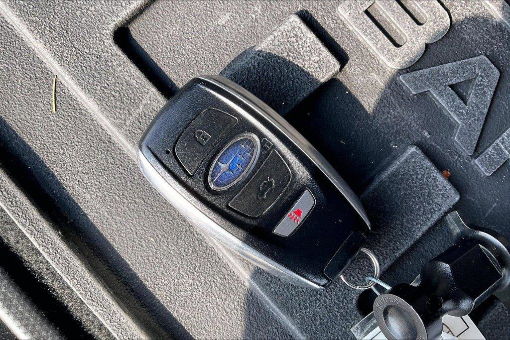 Used 2023 Subaru Ascent Onyx Edition AWD/4WD image 9