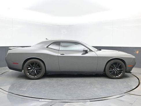 Used 2018 Dodge Challenger SXT w/ Blacktop Package image 15