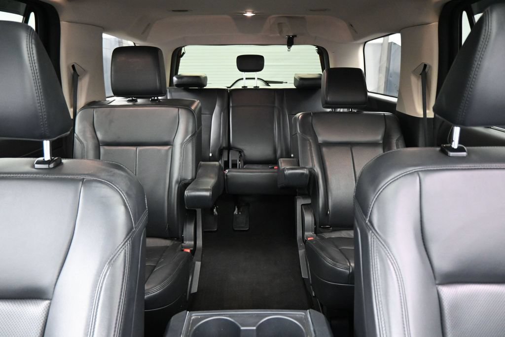 Used 2023 Ford Expedition XLT AWD/4WD image 27