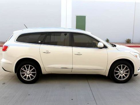Used 2015 Buick Enclave Leather image 4