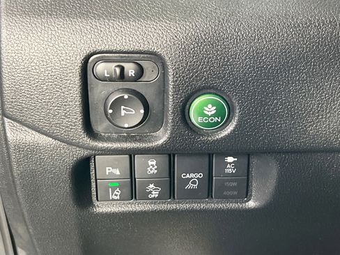 Used 2020 Honda Ridgeline Black Edition image 10