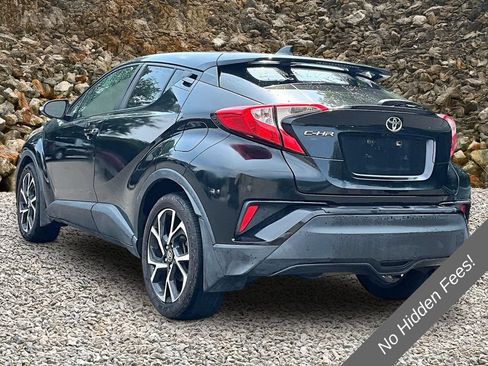 Used 2020 Toyota C-HR XLE FWD image 10