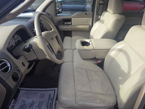 Used 2004 Ford F150 Lariat image 10