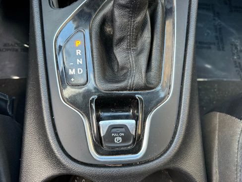 Used 2020 Jeep Cherokee Limited image 20