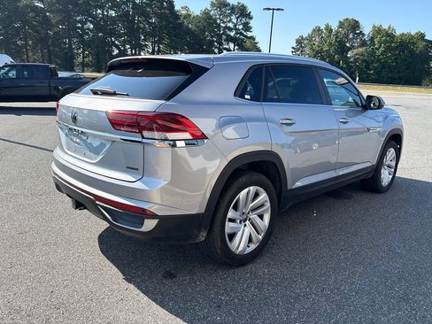 Used 2023 Volkswagen Atlas Cross Sport SE w/ Panoramic Sunroof Package AWD/4WD image 10
