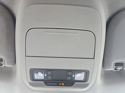 Used 2023 Ford F150 XLT w/ XTR Package image 19