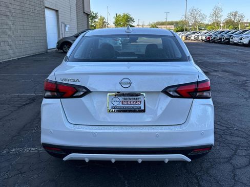 New 2025 Nissan Versa SV w/ Trunk Package image 5