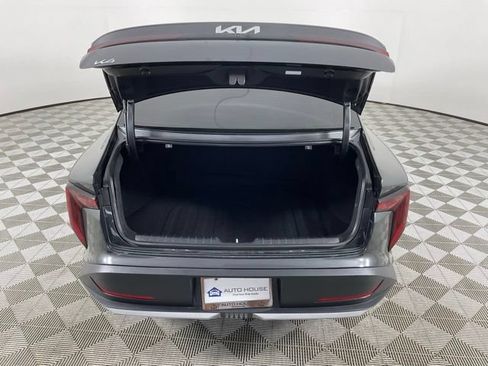Used 2025 Kia K4 FWD image 8