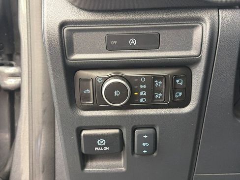 Used 2025 Ford F150 Lariat AWD/4WD image 29