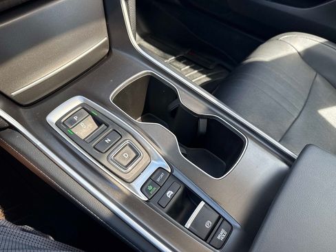 Used 2022 Honda Accord Touring image 23