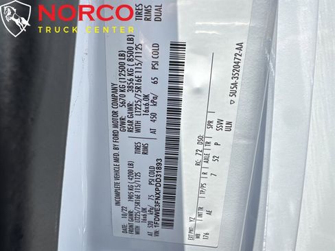 Used 2023 Ford E-350 and Econoline 350 Super Duty w/ Power Windows & Locks Group image 22