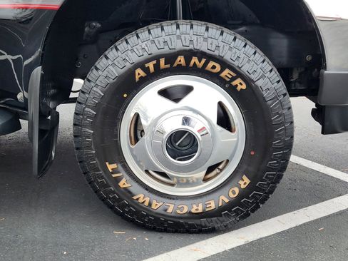 Used 2003 Ford F350 Lariat image 13