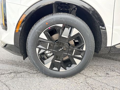 New 2026 Kia Sportage SX Prestige AWD/4WD image 12