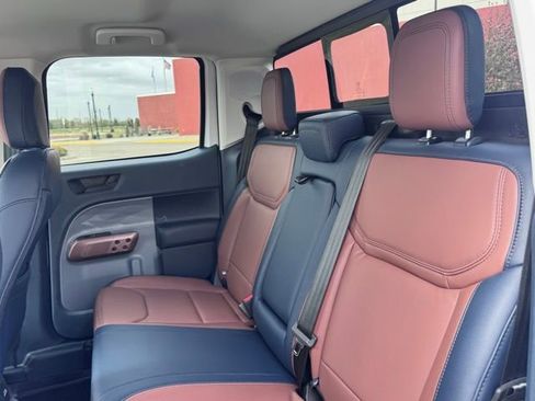 Used 2024 Ford Maverick Lariat image 27