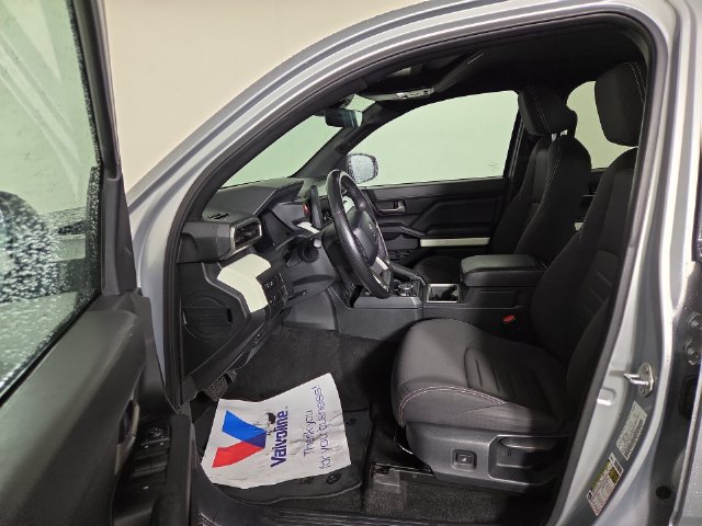 Used 2024 Toyota Tacoma TRD Off-Road AWD/4WD image 12