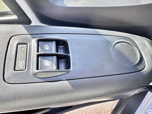 Used 2025 RAM ProMaster 2500 w/ Storage Group image 12