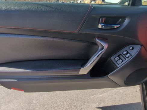 Used 2013 Scion FR-S image 9