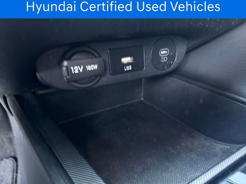 Certified 2025 Hyundai Elantra Hybrid FWD image 33