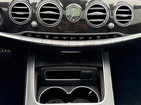 Used 2019 Mercedes-Benz S 450 4MATIC Sedan image 32