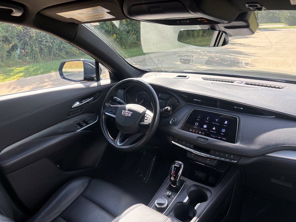 Used 2023 Cadillac XT4 Premium Luxury AWD/4WD image 32