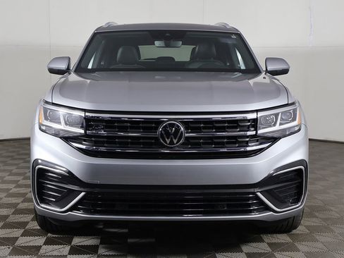 Used 2022 Volkswagen Atlas Cross Sport SEL R-Line image 13