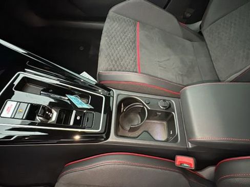 Used 2025 Volkswagen GTI SE image 23