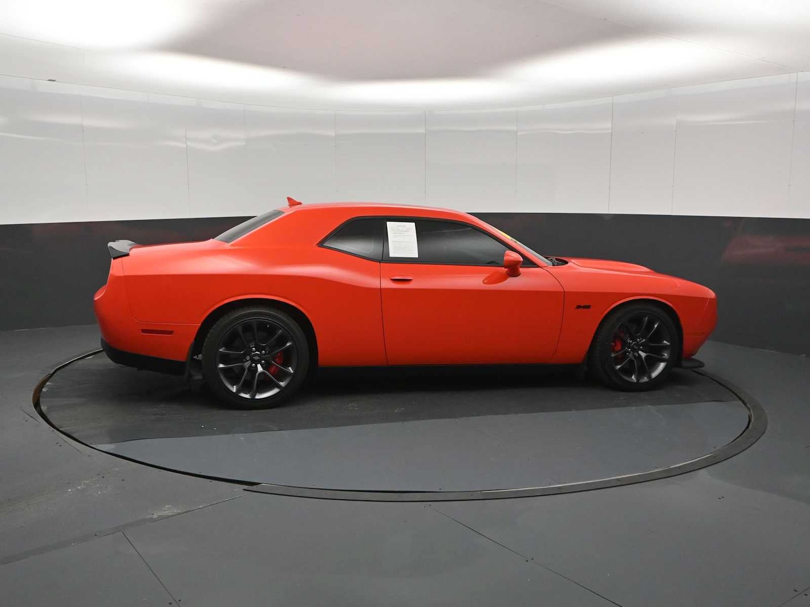 Used 2023 Dodge Challenger R/T RWD image 9