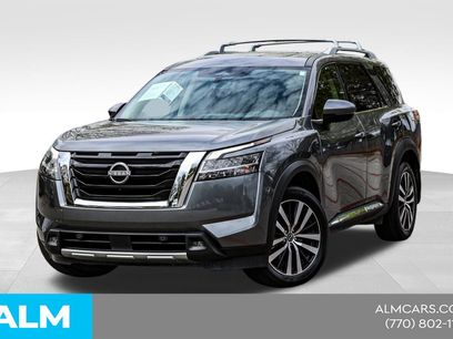 Used 2024 Nissan Pathfinder Platinum