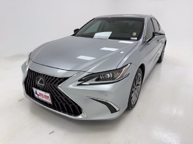 Used 2025 Lexus ES 300h w/ Technology Package FWD image 4