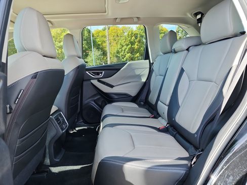 Used 2020 Subaru Forester Limited w/ Popular Package #3 image 11