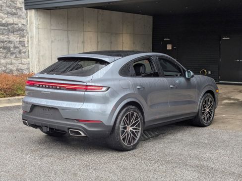 New 2026 Porsche Cayenne Coupe image 9