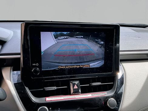 Used 2024 Toyota Corolla Cross L FWD image 27