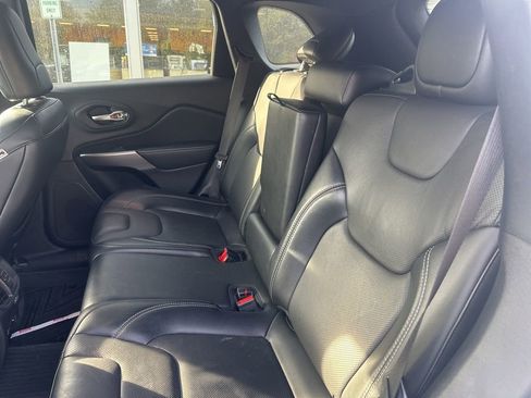 Used 2021 Jeep Cherokee Latitude Lux 80th Anniv w/ Quick Order Package 26U 80TH image 12